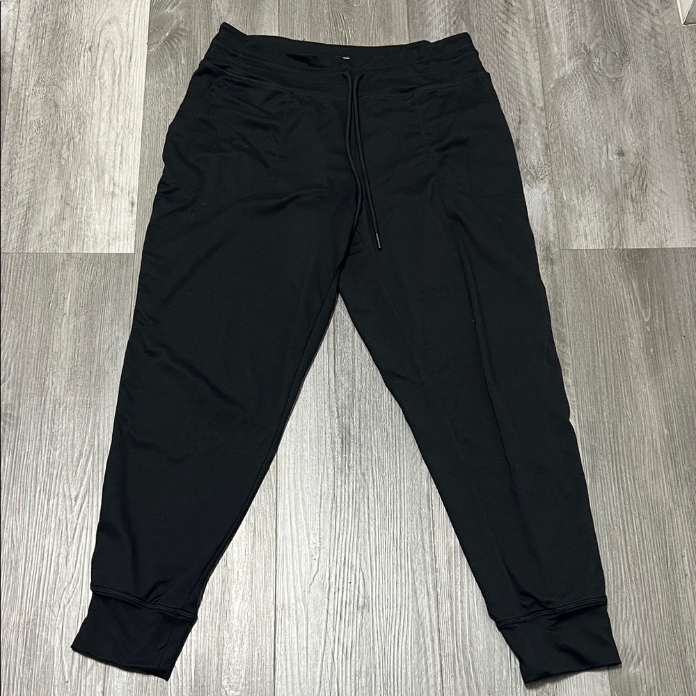 Lole woman’s joggers / black / size M